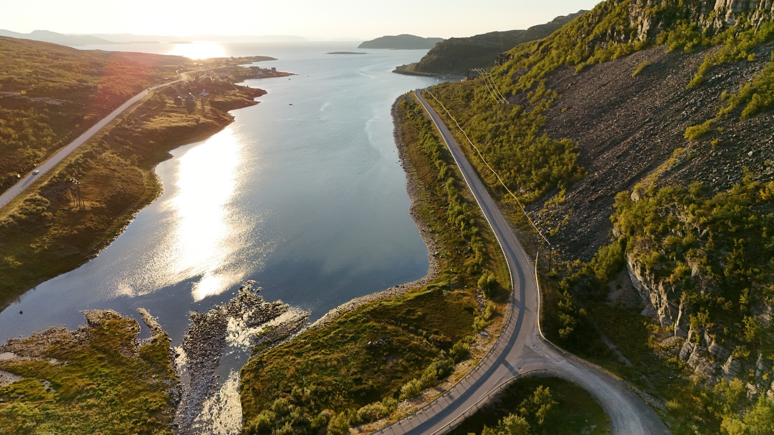 Solnedgang over havet i Lillefjord
